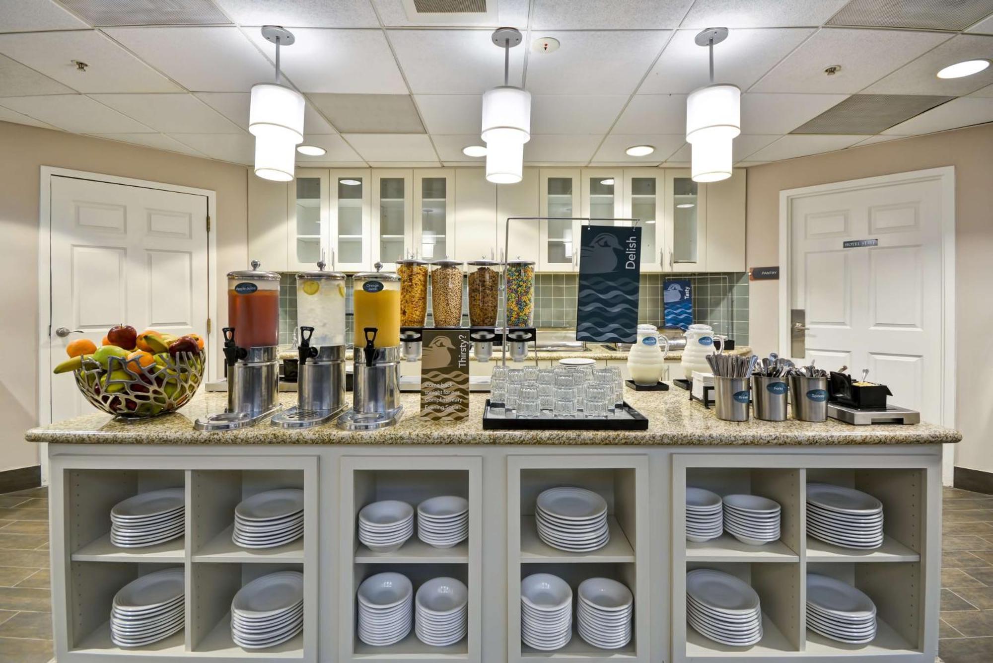 Hotel Homewood Dulles-international Airport
