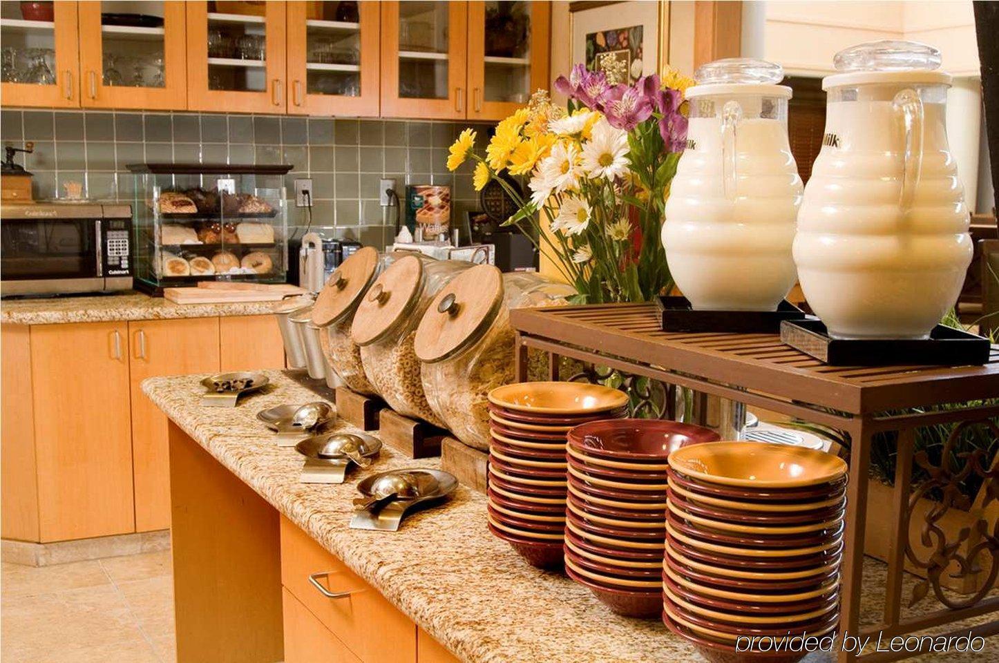 Homewood Dulles-international Airport Hotel 3*